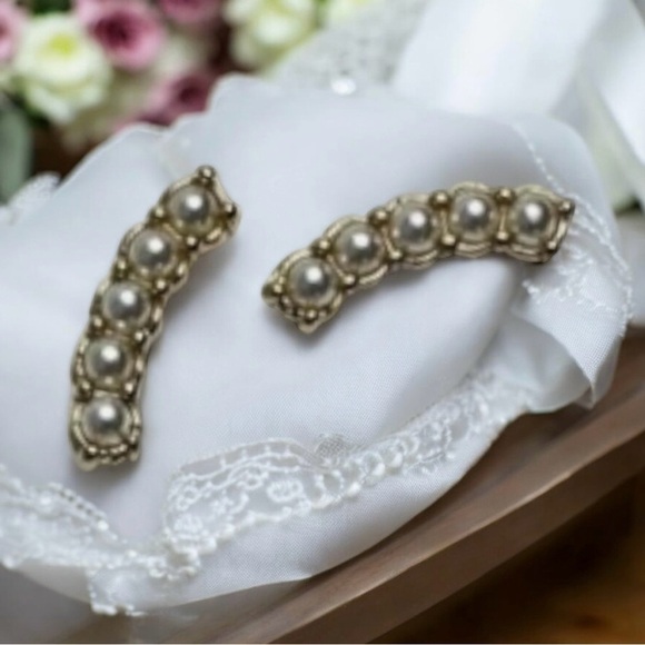 🆕J. Crew Promo Faux Pearl Earrings - Picture 3 of 9